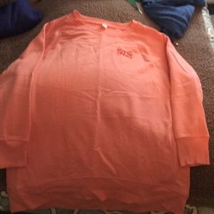 Lightweight sweatshirt.